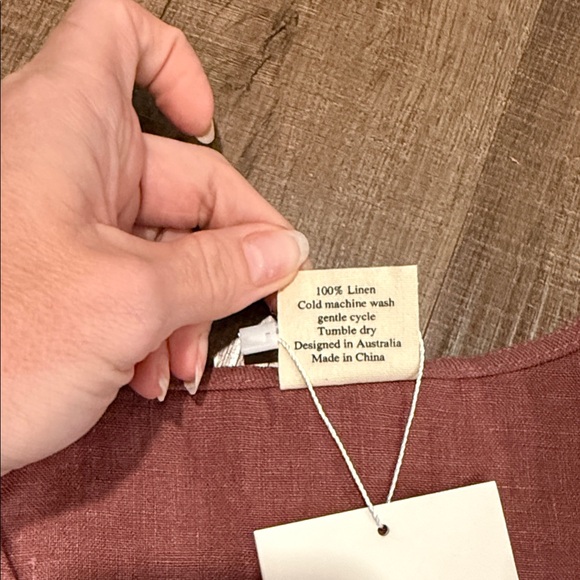 Marlow and Mae harp dress in the color cherry - Picture 5 of 8